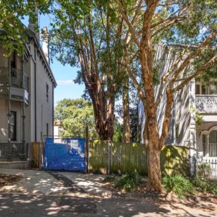 Tight-access geotechnical investigation and preliminary drilling in Sydney Restricted access drilling and preliminary geotechnical investigation in Sydney